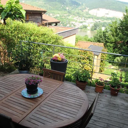 Les Terrasses De Bed & Breakfast