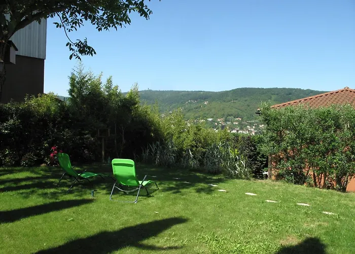 Les Terrasses De Bed & Breakfast 3*