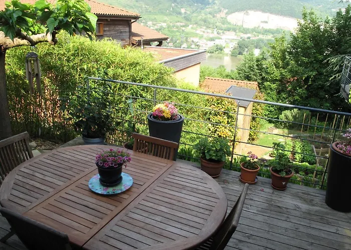Les Terrasses De Bed & Breakfast